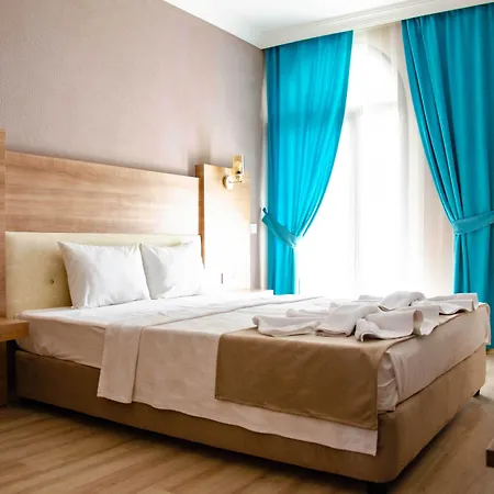 Hotel Serenita